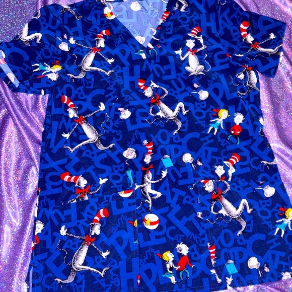Dr. Seuss Cat In The Hat Scrub Top - Picture 1 of 6